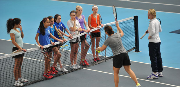 Tìm thầy dạy tennis tại Hà Nội